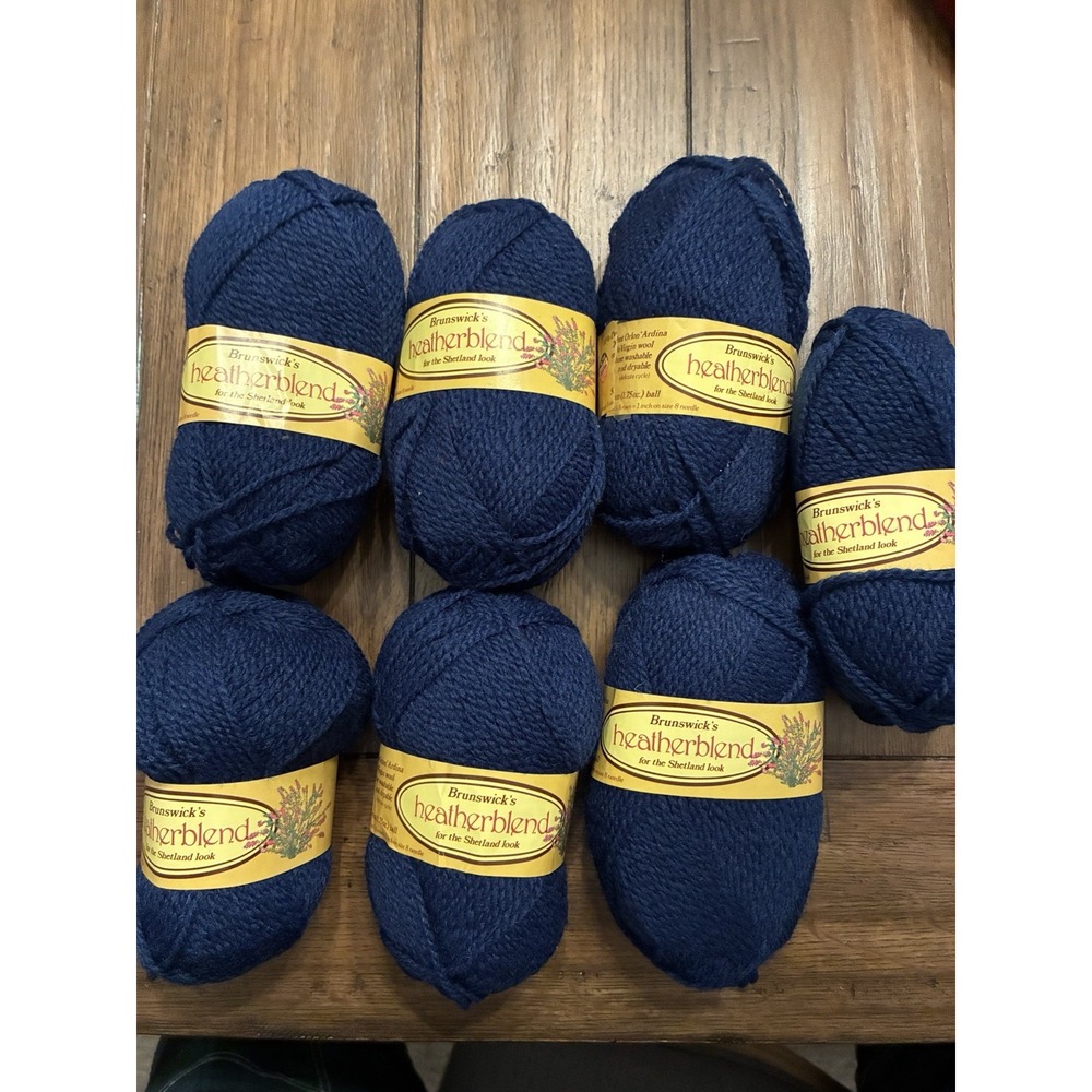 Vintage Brunswick Heatherblend 7 Skeins, 50g (1.75oz) balls Yarn  Navy Blue 2513
